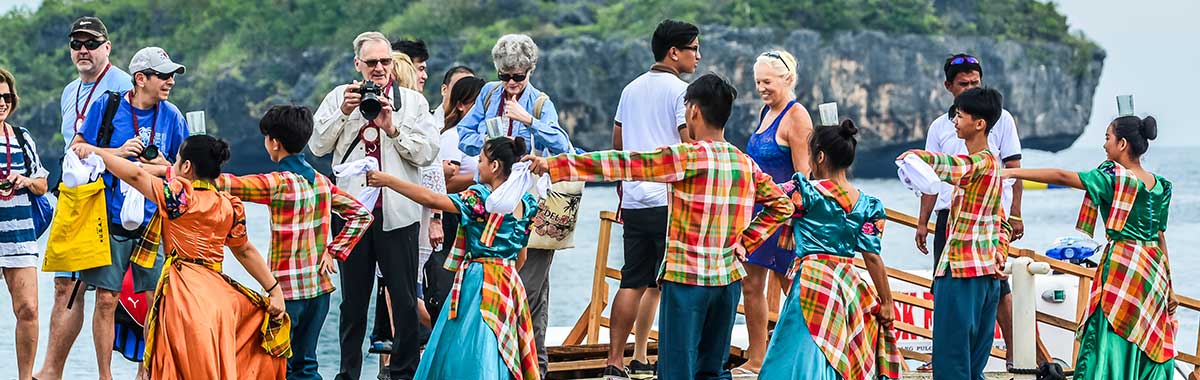 Hundred-Islands-LuACxury-cruise-Windstar