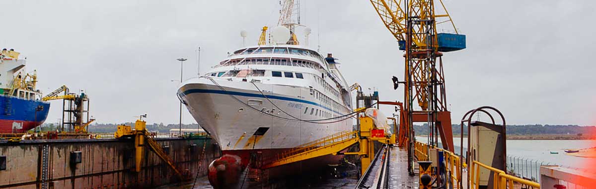 BREEZE-DRY-DOCK-Windstar