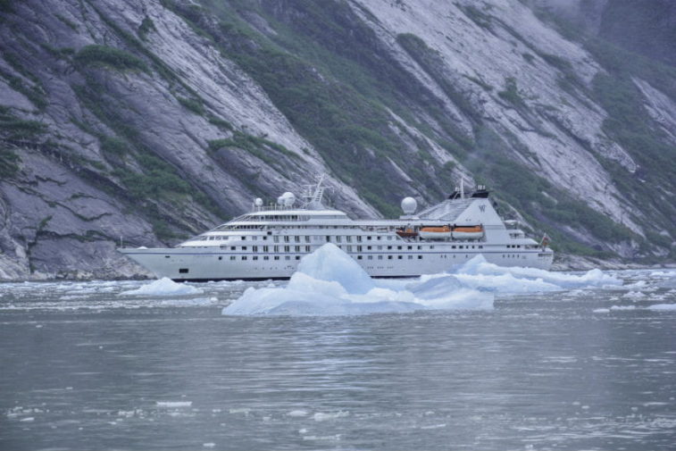 Small-ocean-cruise-ship